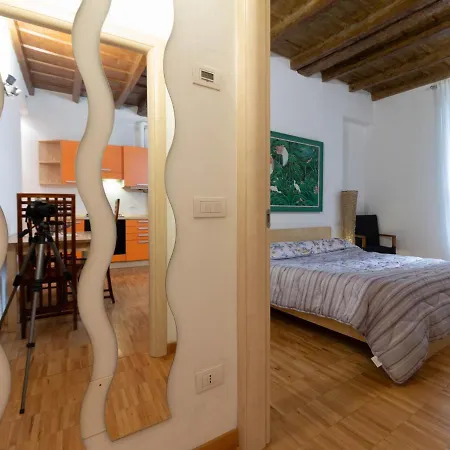 Apartament La Piccola Corte Al 24 - Affitti Brevi Italia